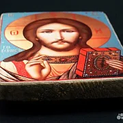 Икона "Христос Вседержитель" дерево, ручная работа — оригинальный подарок — фотография 3