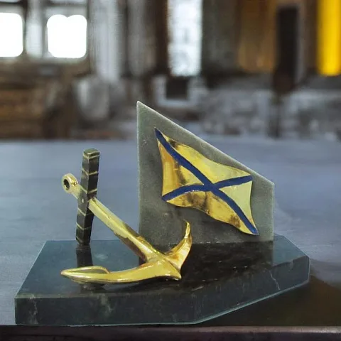 Сувенир «Андреевский» из бронзы на змеевике — красивый подарок