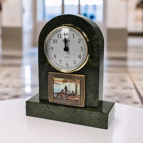 Винтажные часы «Классика» — оригинальный подарок